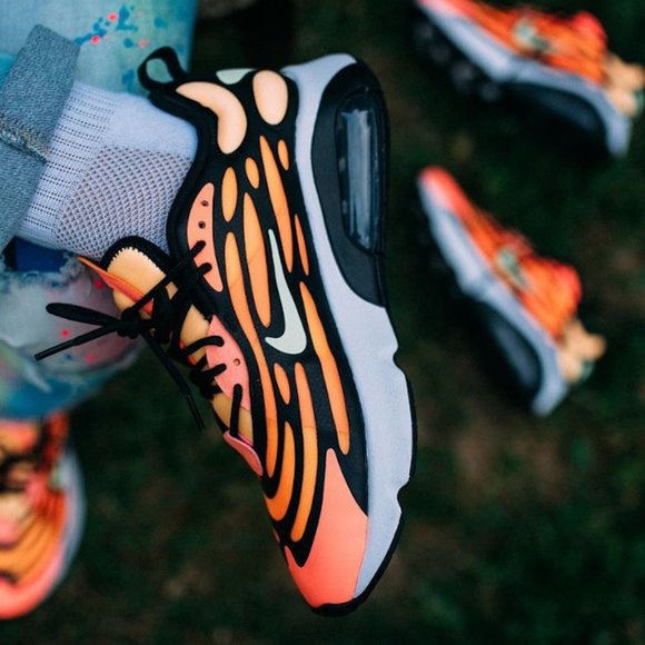 nike air max exosense atomic pink